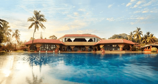 Taj Fort Aguada & North Goa Beachfront Resort & Spa Horizon Pool